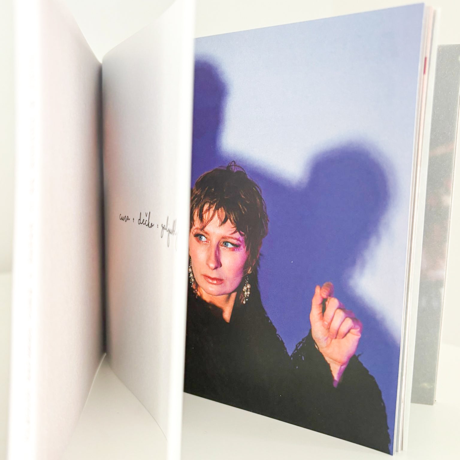 Cura i Dečko album "Na Nogama" booklet
